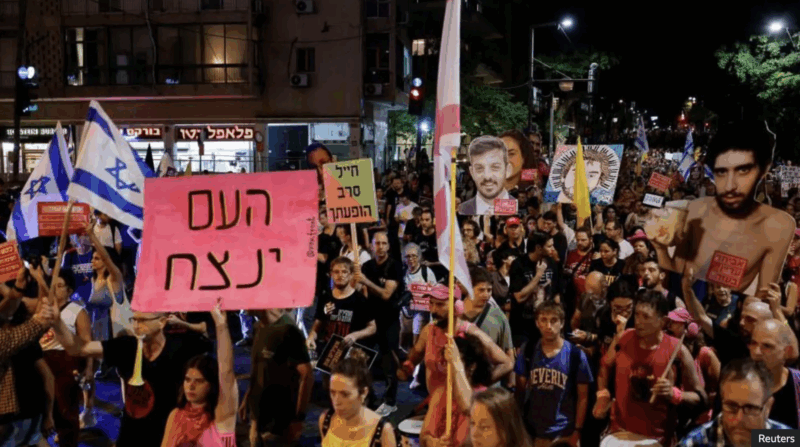 Demonstrators gathered in Tel Aviv on Thursday while the Israeli security cabinet convened