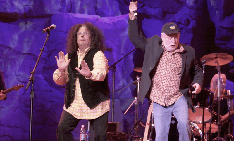 Mark Volman (L) and The Turtles frontman Howard KaylanCredit: Getty